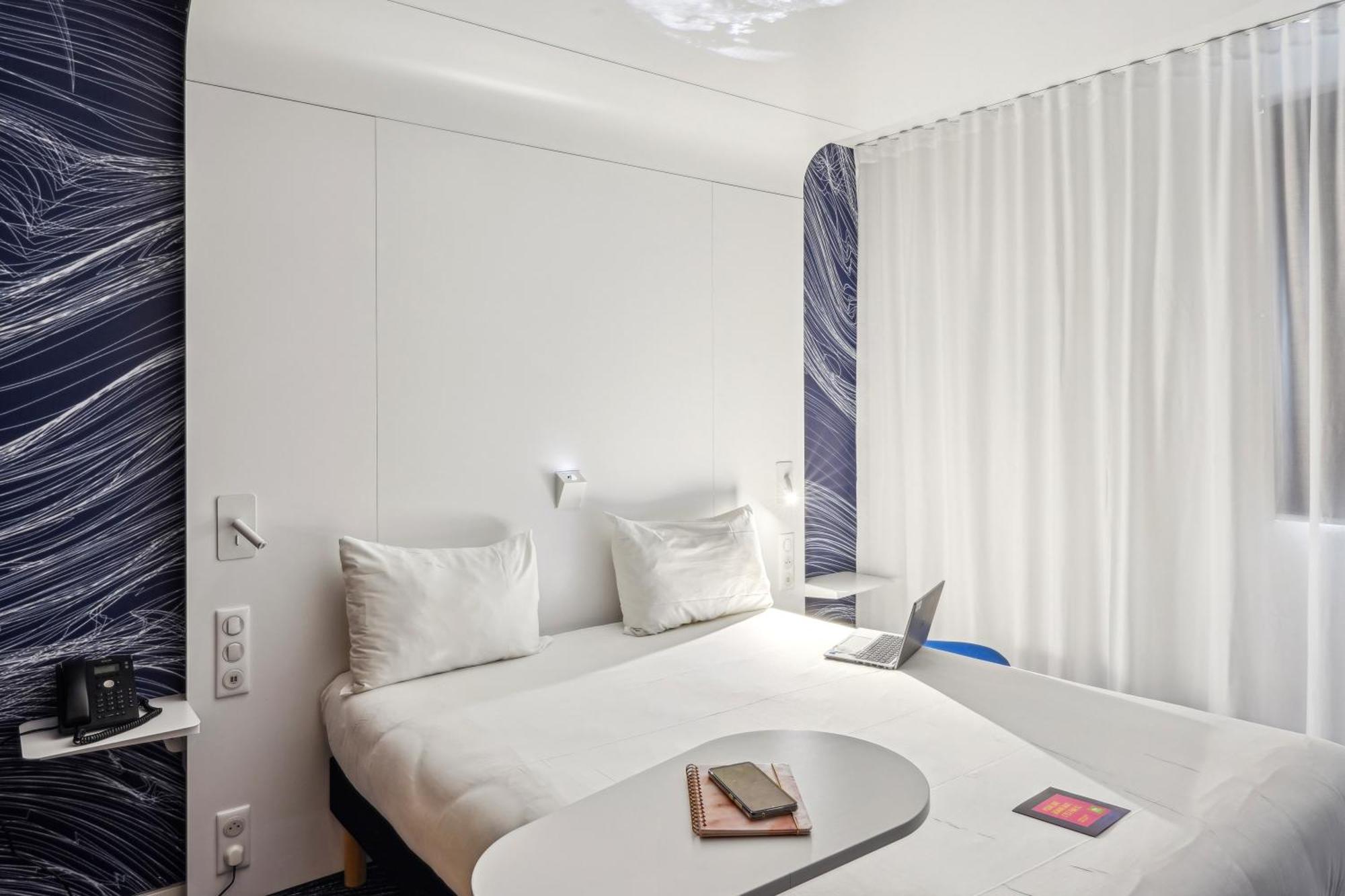 Отель Ibis Styles Paris Orly Airport Paray-Vieille-Poste Экстерьер фото