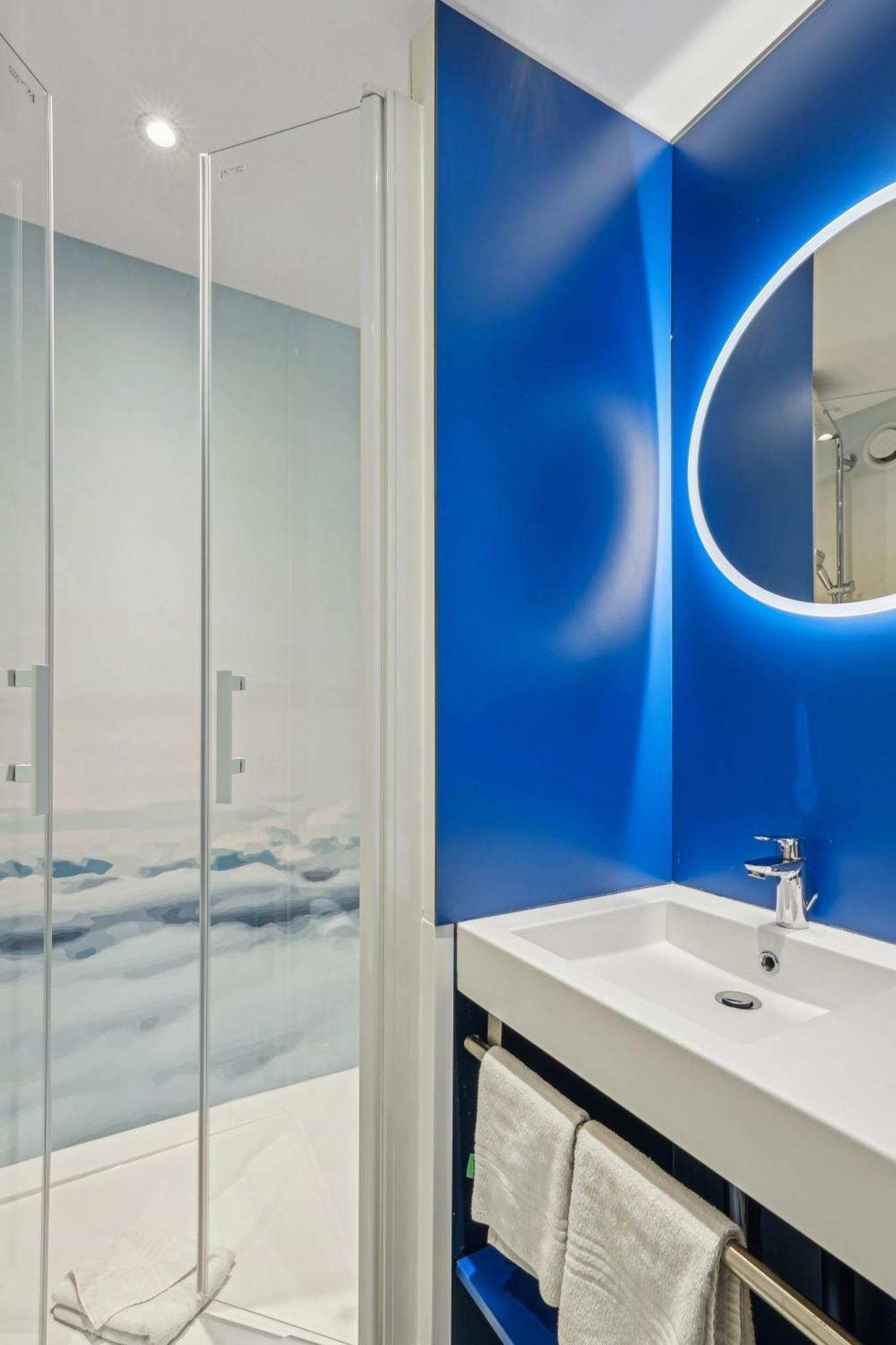 Отель Ibis Styles Paris Orly Airport Paray-Vieille-Poste Экстерьер фото