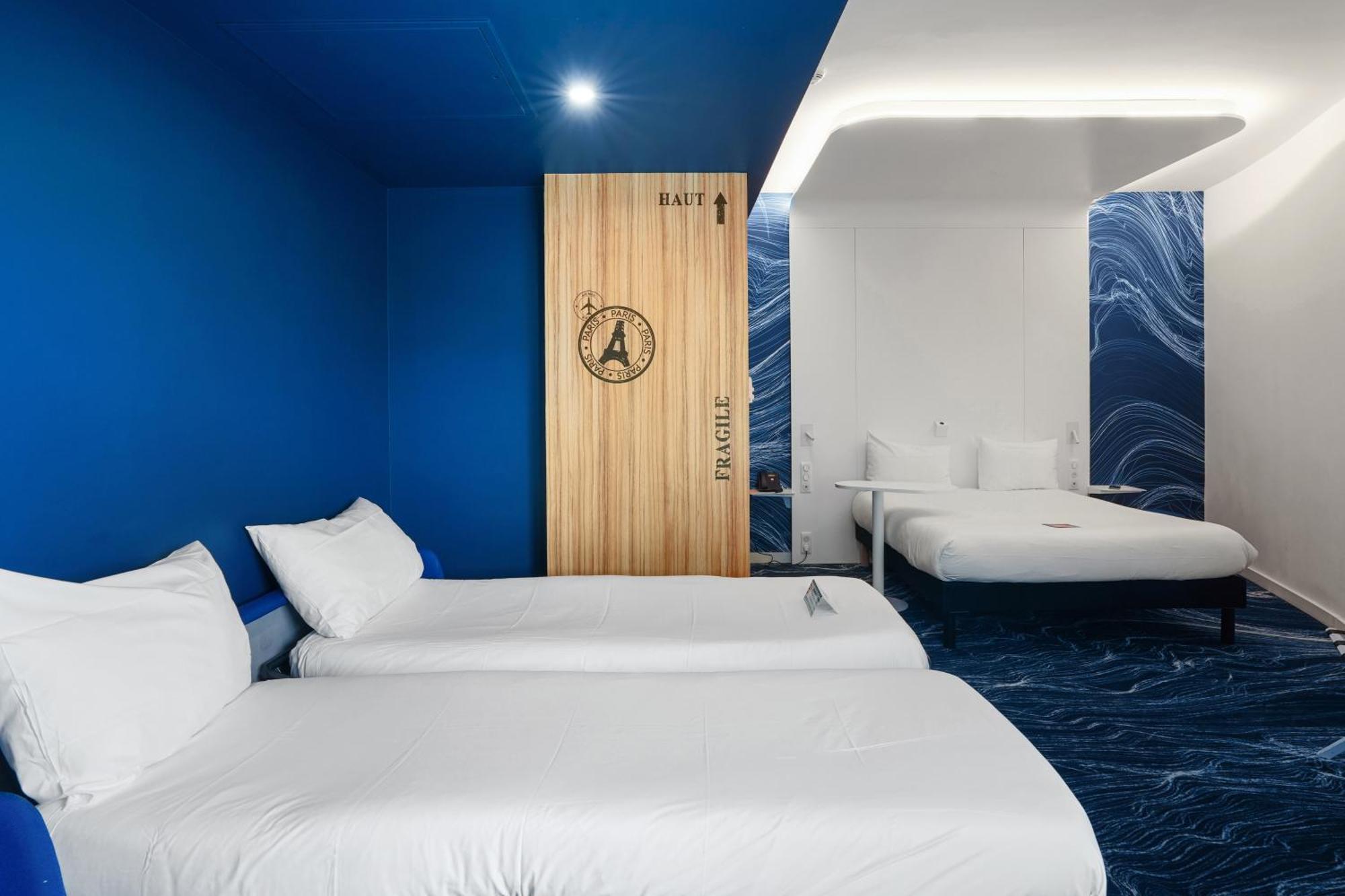Отель Ibis Styles Paris Orly Airport Paray-Vieille-Poste Экстерьер фото