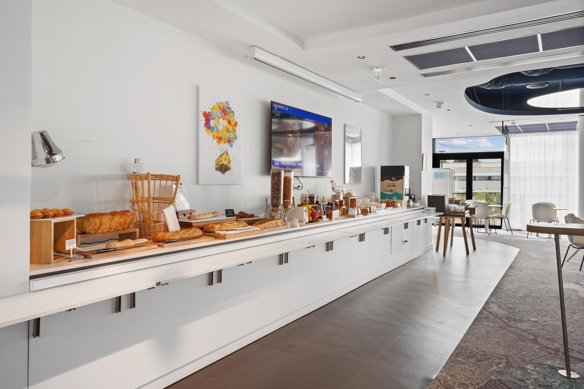 Отель Ibis Styles Paris Orly Airport Paray-Vieille-Poste Экстерьер фото