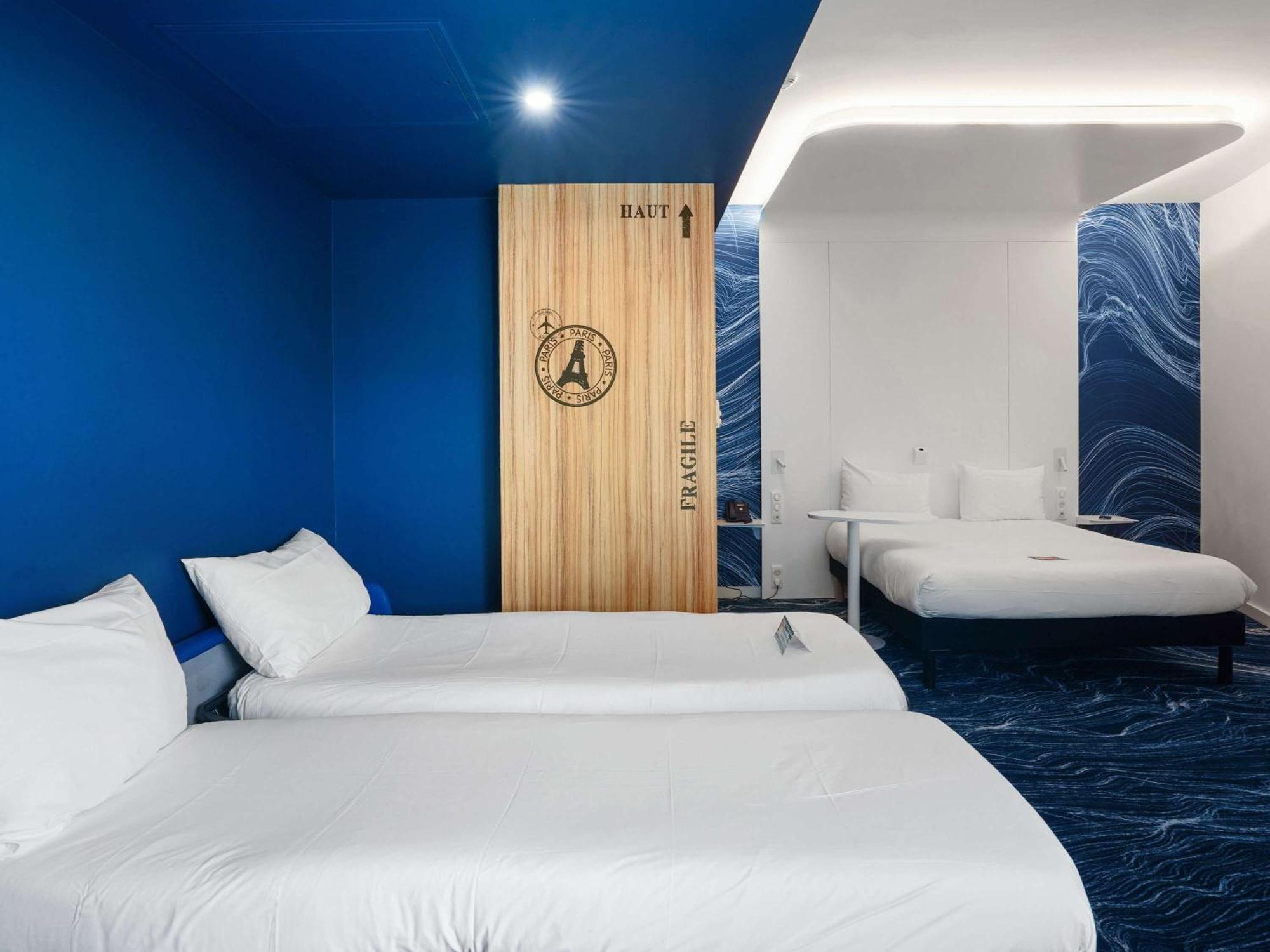 Отель Ibis Styles Paris Orly Airport Paray-Vieille-Poste Экстерьер фото